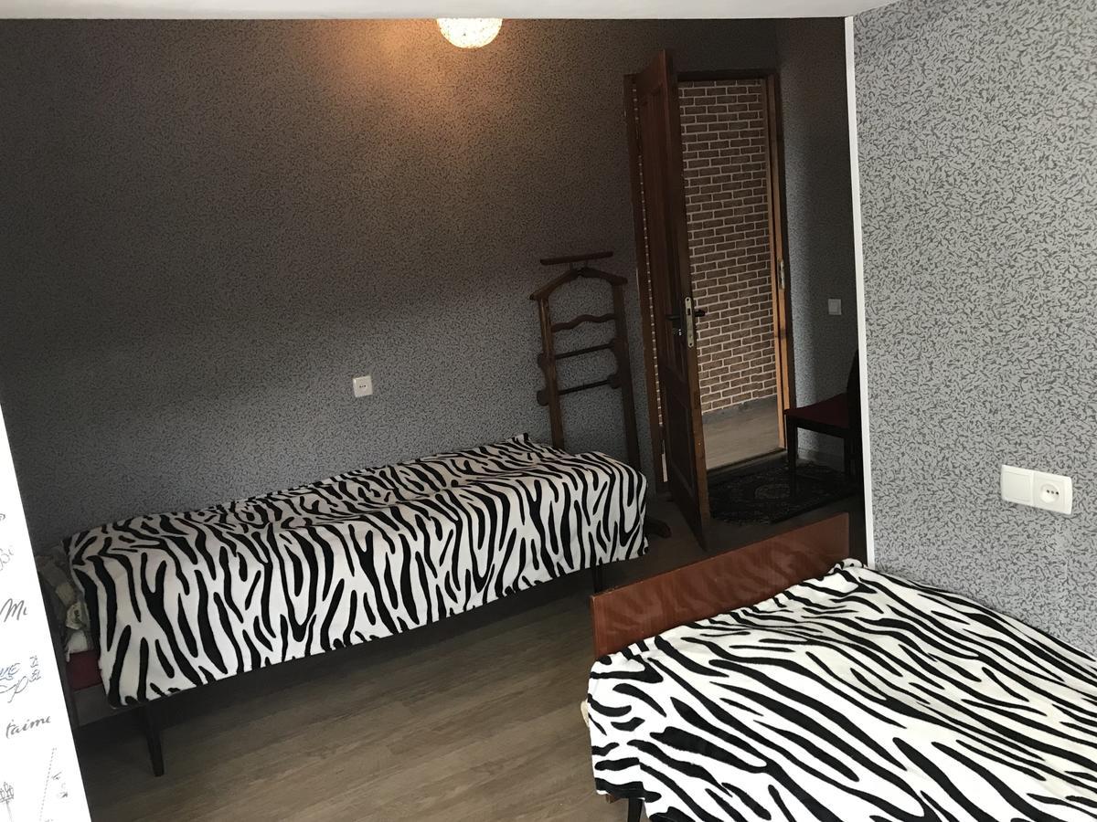 Rachvela'S Guest House Borjomi Bagian luar foto